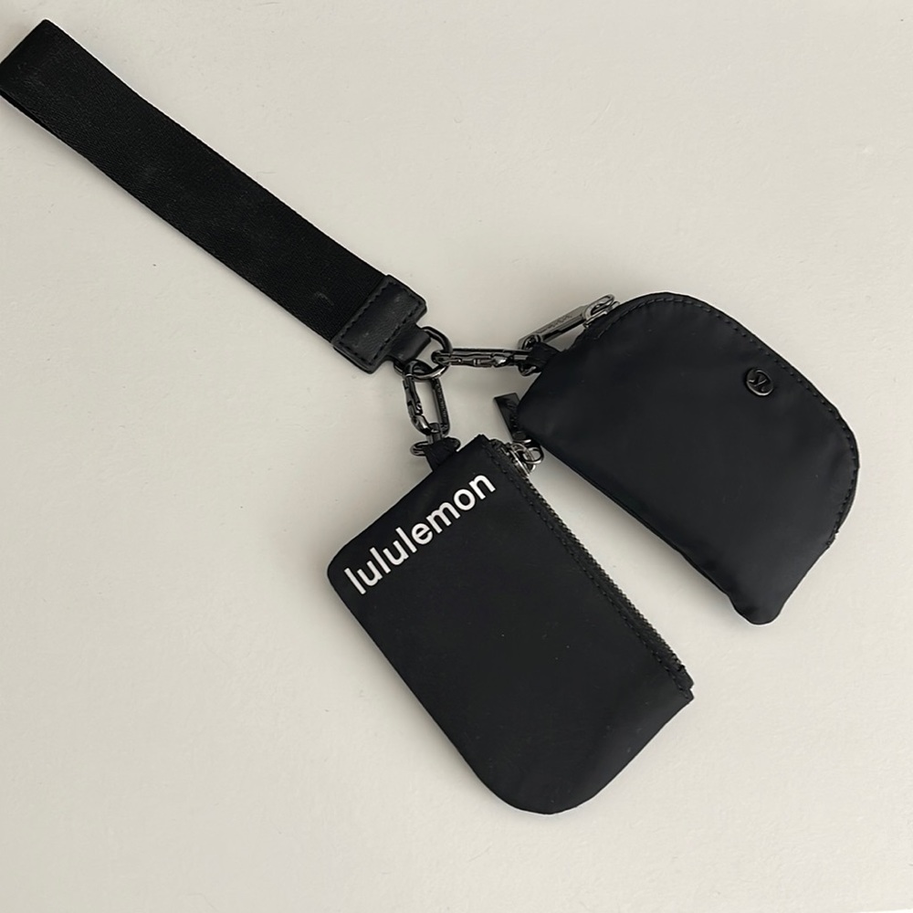 Lululemon wristlet card holder and pouch